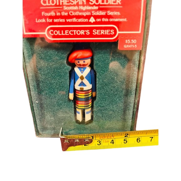 Vintage Hallmark Clothespin Soldier - Picture 2 of 6
